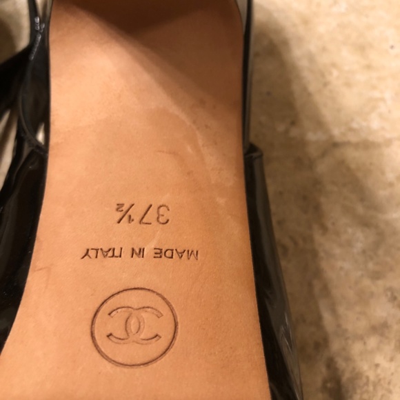 Authentic Chanel block platform heels - Picture 6 of 8